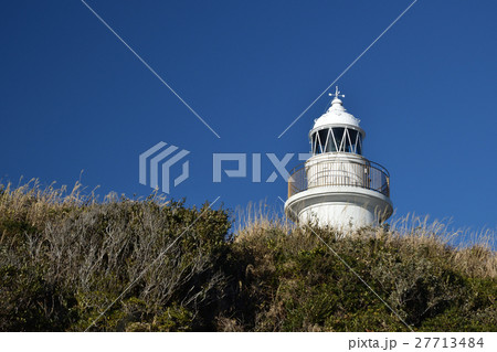 長津呂湾側から見た城ヶ島灯台 長津呂湾側から見た城ヶ島灯台 27713484