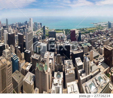 Panorama view of downtown Chicago Panorama view of downtown Chicago 27716214