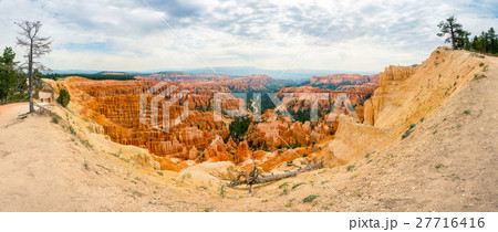 Bryce Canyon landscape from the top of mountain Bryce Canyon landscape from the top of mountain 27716416