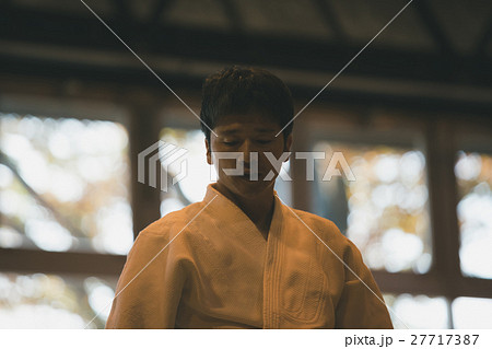 martial artist 27717387