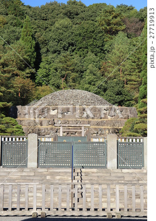 昭和天皇武蔵野陵 27719913