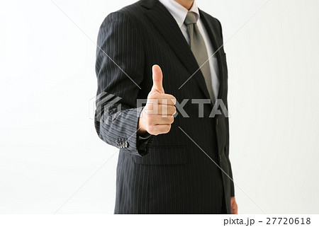 グーサインするビジネスマン グーサインするビジネスマン 27720618