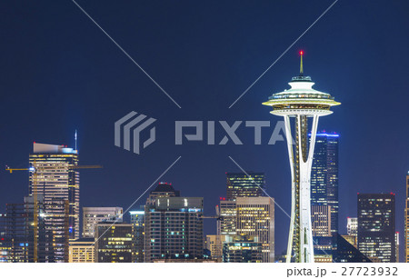 Seattle cityscape at night,Washington,usa. Seattle cityscape at night,Washington,usa. 27723932