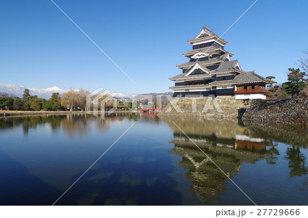 信州 松本 国宝 松本城 戦国時代建造の現存12天守のひとつ 松本観光の中心 信州 松本 国宝 松本城 戦国時代建造の現存12天守のひとつ 松本観光の中心 27729666