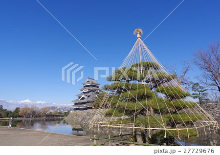 信州 松本 国宝 松本城 戦国時代建造の現存12天守のひとつ 松本観光の中心 信州 松本 国宝 松本城 戦国時代建造の現存12天守のひとつ 松本観光の中心 27729676