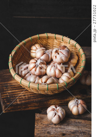 Garlics Garlics 27731022