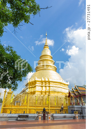 golden pagoda 27731491