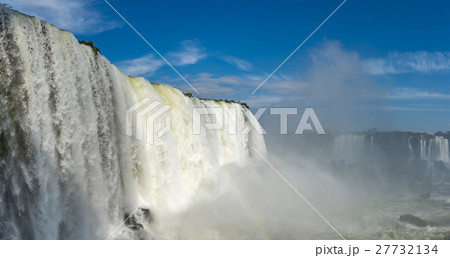Close view of one of the Cataratas water falls Close view of one of the Cataratas water falls 27732134