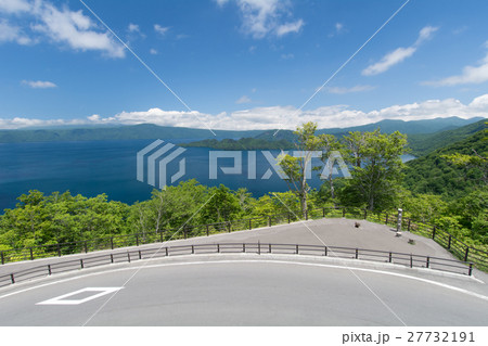 発荷峠展望台から見た十和田湖 27732191