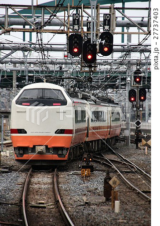 日光へ特急列車で 日光へ特急列車で 27737403