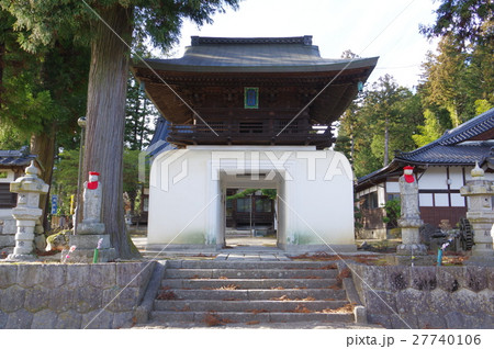信州 飯島町の寺院聖徳寺 山門 横 伊那七福神の福禄寿がある 信州 飯島町の寺院聖徳寺 山門 横 伊那七福神の福禄寿がある 27740106