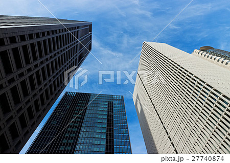 大阪 中之島の高層ビル群 27740874