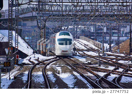 雪と小田急ロマンスカー 27747752