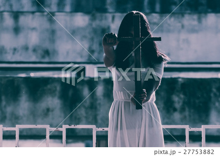 Horror scene of a scary woman 27753882