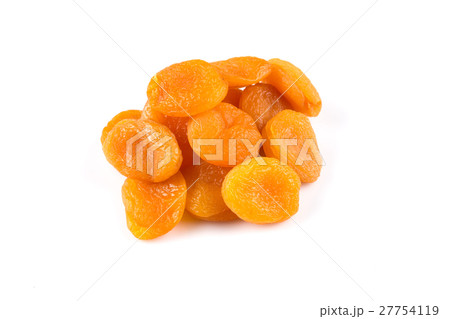dried apricots isolated dried apricots isolated 27754119