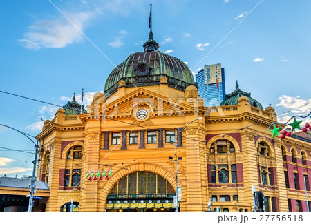 Flinders Street railway station, an iconic 27756518