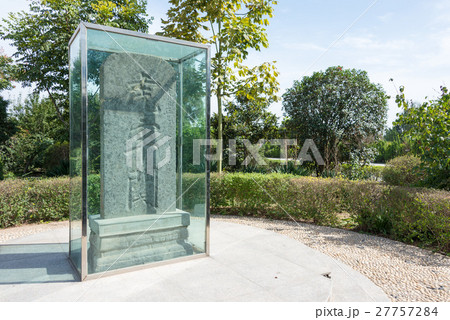 河南省鄭州 虎牢関の石碑 河南省鄭州 虎牢関の石碑 27757284