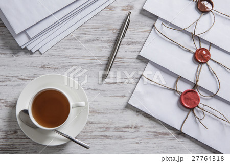 Letters with seal on table Letters with seal on table 27764318