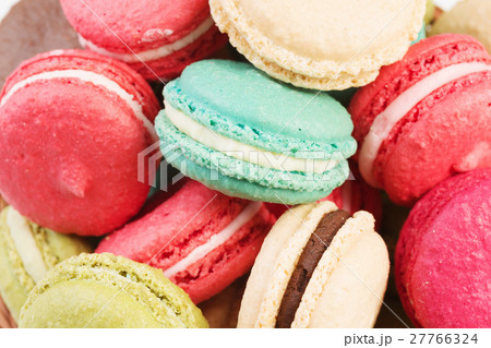 Set of delicious macaroons 27766324
