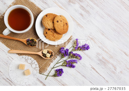 Herbal tea and cookies 27767035