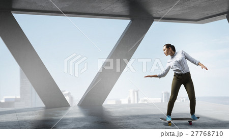Boy ride skateboard 27768710