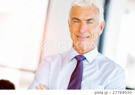 Businessman at the office Businessman at the office 27769030