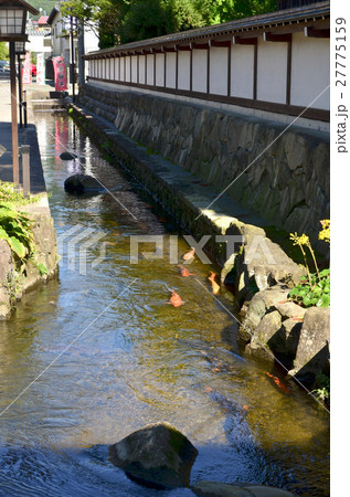 飛騨古川 瀬戸川と白壁土蔵街 16 10 の写真素材