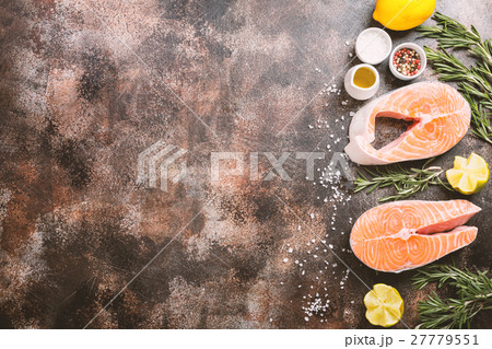 Fresh raw salmon steak 27779551