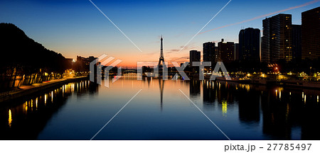 Parisian morning landscape 27785497
