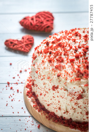 Red velvet cake on the wooden board 27787455