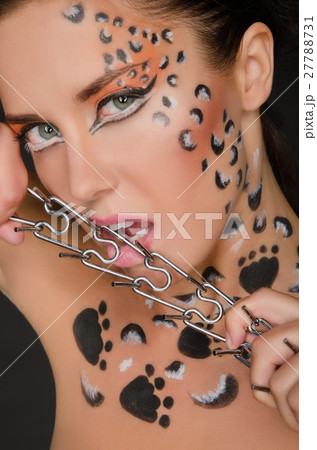 beautiful woman with animal patterns and collar 27788731