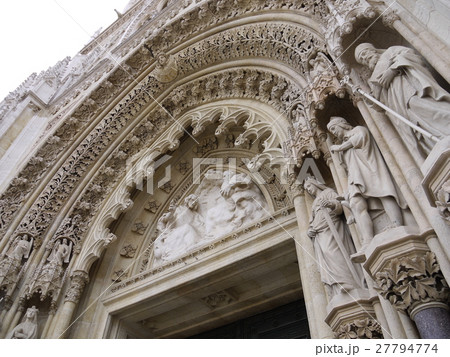 聖母被昇天大聖堂 27794774