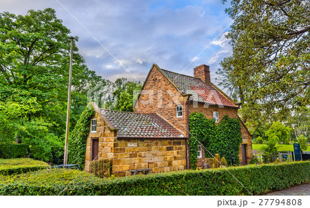Captain Cook's Cottage in Fitzroy Garden - 27794808
