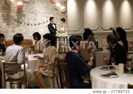 結婚式 ケーキ入刀 結婚式 ケーキ入刀 27799735