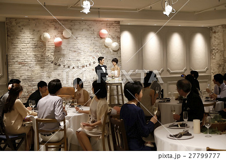 結婚式　ケーキ入刀 27799777