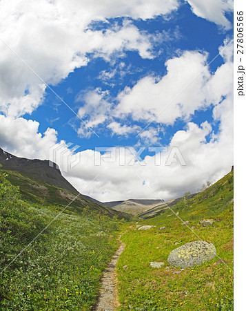 road in the hibiny 27806566