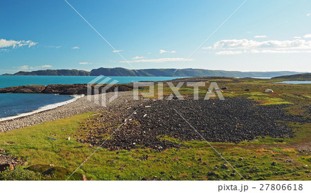 Barents Sea coast in the north of Russia 27806618