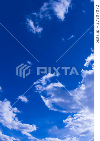 1月の空と雲(縦) 1月の空と雲(縦) 27807072