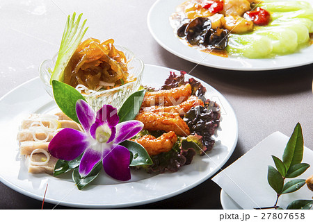 中華前菜三種盛りの写真素材
