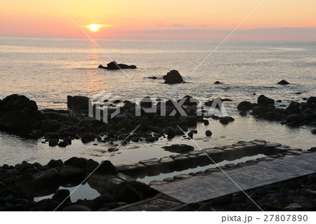 北海道　水無海浜温泉からの夜明けの風景 27807890