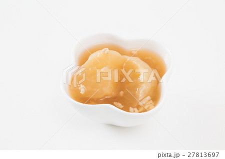 大根の煮物 白バック 大根の煮物 白バック 27813697