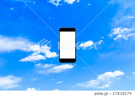スマホ、空、はめ込み合成用素材、スマホ合成、スマートホン、テキストスペース、はめこみ、コピースペース スマホ、空、はめ込み合成用素材、スマホ合成、スマートホン、テキストスペース、はめこみ、コピースペース 27819274