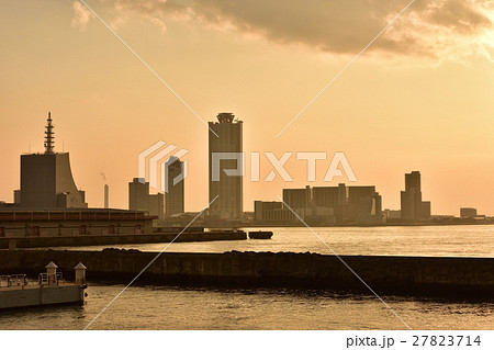 夕暮れの大阪港 夕暮れの大阪港 27823714