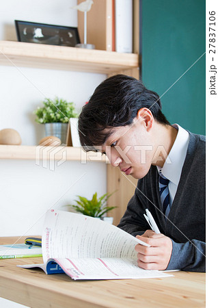 受験生 受験生 27837106