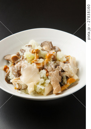 雑きのこのみぞれ和え 雑きのこのみぞれ和え 27838160