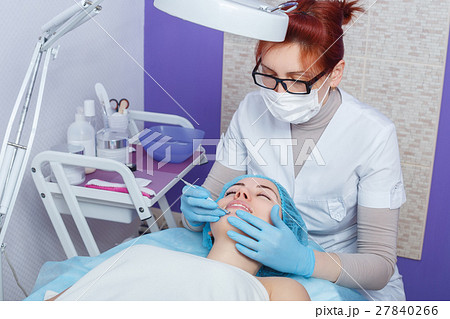 Blackhead cleansing on face 27840266