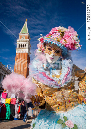 Famous Carnival with masks in Venice, Italy Famous Carnival with masks in Venice, Italy 27841279