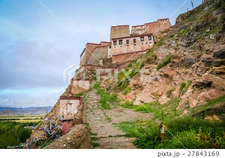 Tibetan Castle in Gyangze 27843169