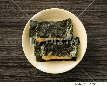 角餅の磯辺焼き　磯辺餅　餅　海苔　和食 27843683