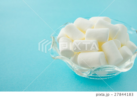 マシュマロ コラーゲン ホワイトデー お菓子の写真素材